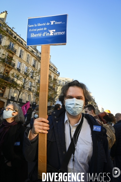 Manifestation contre le projet de loi SECURITE GLOBALE PPL, la marche des libertés du 28 novembre 2020. Demonstration against new security law project against freedom of information.