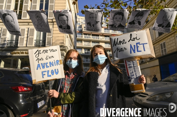 Manifestation contre le projet de loi SECURITE GLOBALE PPL, la marche des libertés du 28 novembre 2020. Demonstration against new security law project against freedom of information.