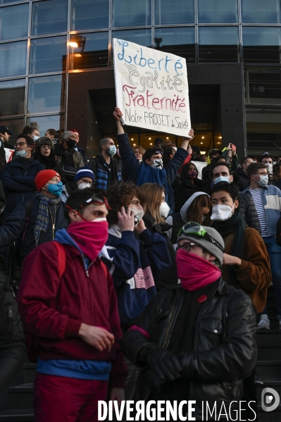 Manifestation contre le projet de loi SECURITE GLOBALE PPL, la marche des libertés du 28 novembre 2020. Demonstration against new security law project against freedom of information.