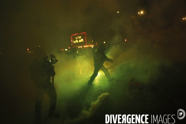 Manifestation parisienne contre la loi sécurité globale