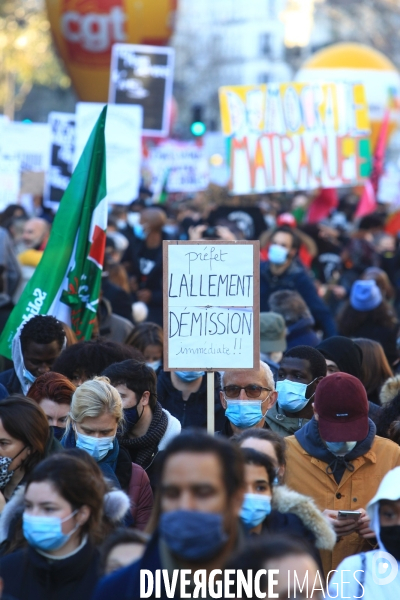 Manifestation parisienne contre la loi sécurité globale