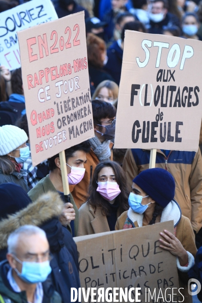 Manifestation parisienne contre la loi sécurité globale