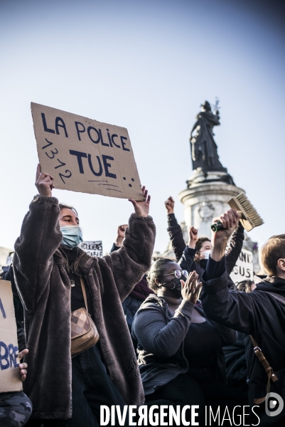 Marche des libertes contre la loi securite globale.