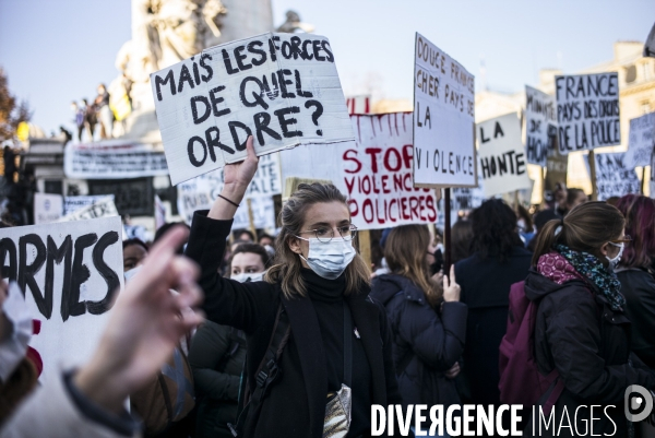 Marche des libertes contre la loi securite globale.