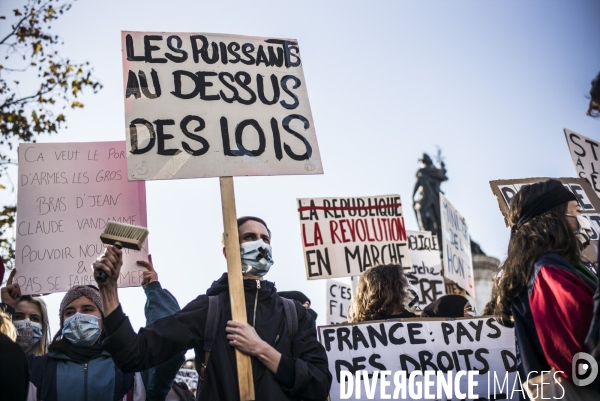 Marche des libertes contre la loi securite globale.