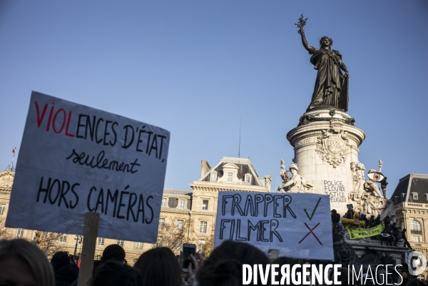 Marche des libertes contre la loi securite globale.