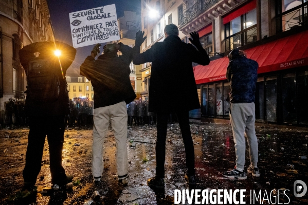 Manifestation contre la loi  sécurité globale .