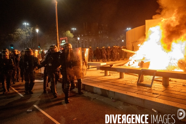 Manifestation contre la loi  sécurité globale .