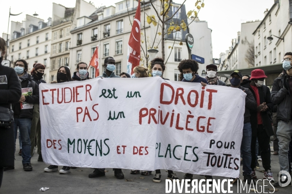 Manifestation contre la LPR et la précarité