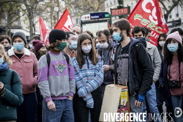 Manifestation contre la LPR et la précarité