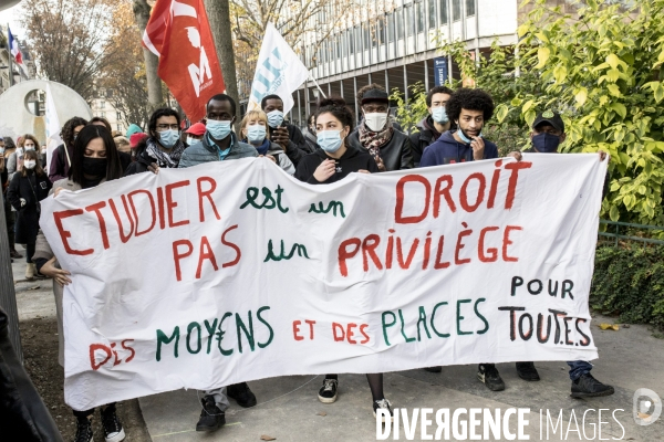 Manifestation contre la LPR et la précarité