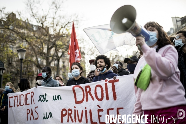 Manifestation contre la LPR et la précarité