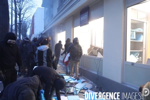Marche des libertés contre la loi sécurité globale