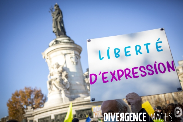 Manifestation contre la loi  Sécurité globale  et son article 24 entre République et Bastille à Paris