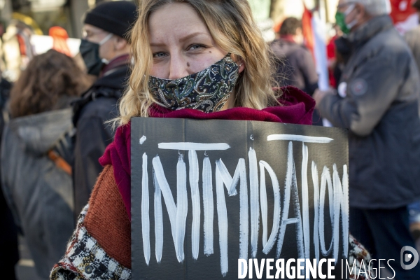 Manifestation contre la loi  Sécurité globale  et son article 24 entre République et Bastille à Paris