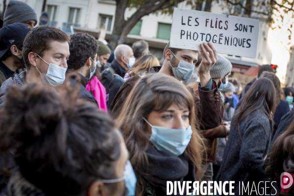 Manifestation contre la loi  Sécurité globale  et son article 24 entre République et Bastille à Paris