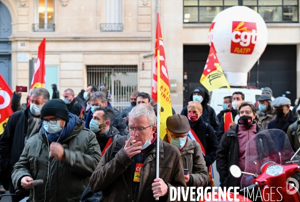 Rassemblement à l appel de SUD-Rail et de Solidaires Groupe RATP contre l ouverture à la concurrence des transports publics