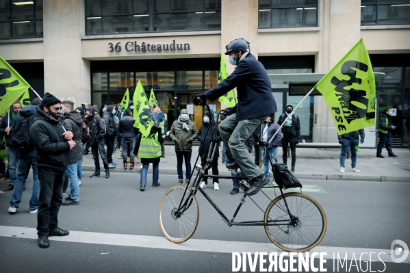 Rassemblement à l appel de SUD-Rail et de Solidaires Groupe RATP contre l ouverture à la concurrence des transports publics