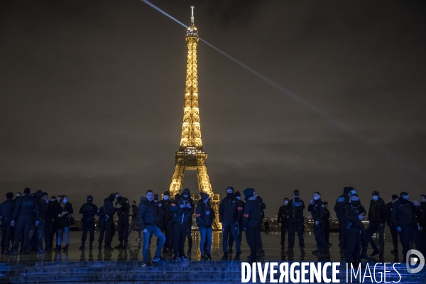 Manifestation spontanée de policiers 11122020