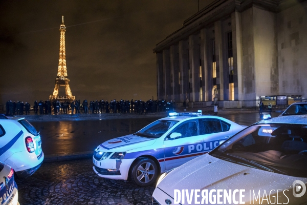 Manifestation spontanée de policiers 11122020