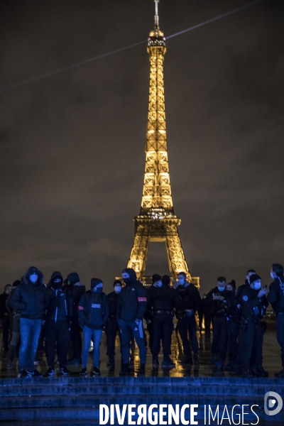 Manifestation spontanée de policiers 11122020