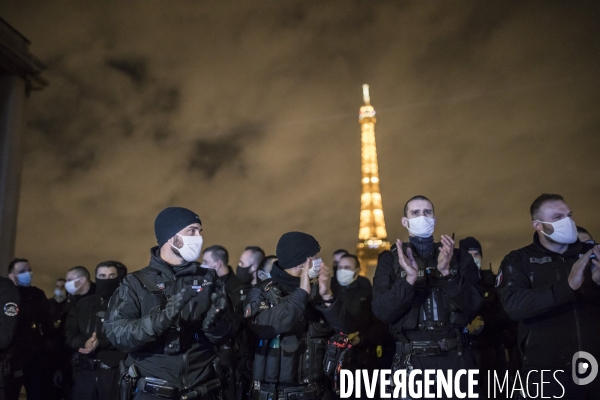 Manifestation spontanée de policiers 11122020