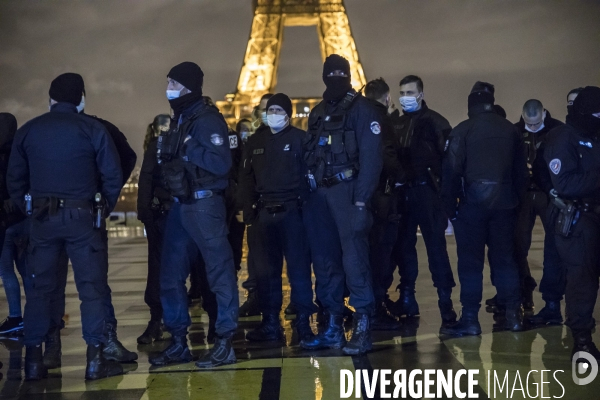 Manifestation spontanée de policiers 11122020