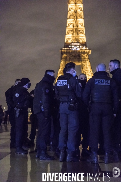 Manifestation spontanée de policiers 11122020