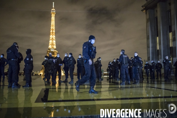 Manifestation spontanée de policiers 11122020