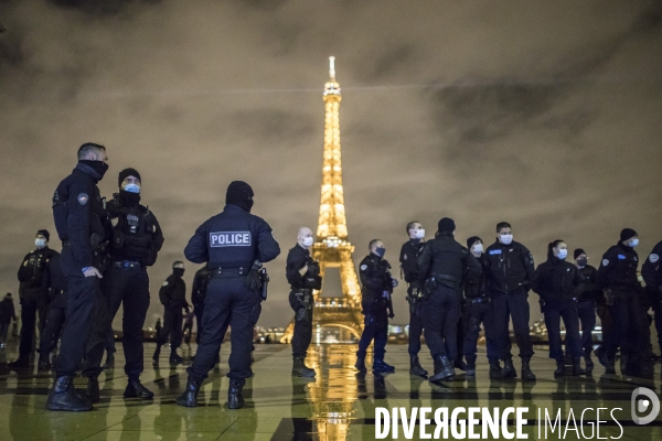 Manifestation spontanée de policiers 11122020