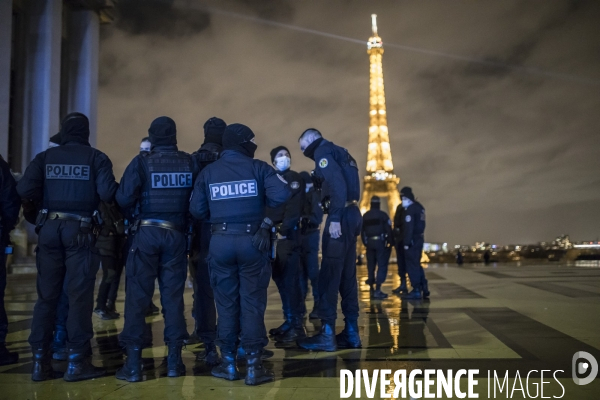 Manifestation spontanée de policiers 11122020