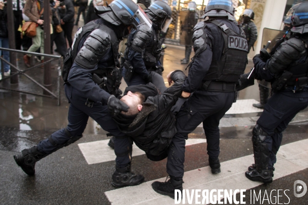 Paris, manifestation contre la loi sécurité globale