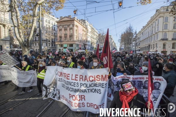 Marche contre les  lois d exception  à Marseille