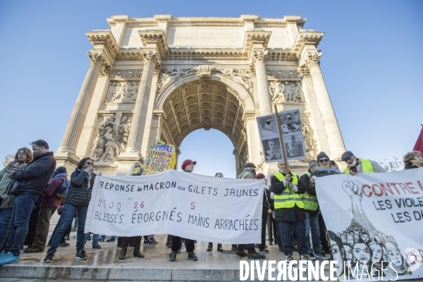 Marche contre les  lois d exception  à Marseille