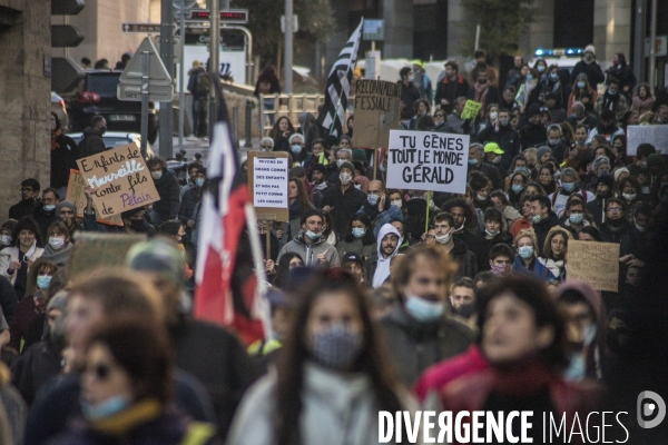 Marche contre les  lois d exception  à Marseille