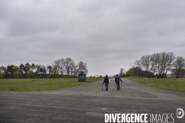 Rassemblement sur l aire des vents contre le futur chantier des jeux olympiques.
