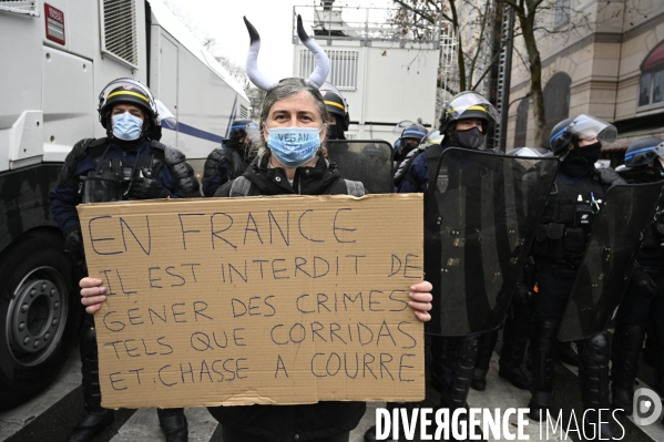 Manifestation contre le projet de loi SECURITE GLOBALE PPL, la marche des libertés du 12 decembre 2020. Demonstration against new security law project against freedom of information.