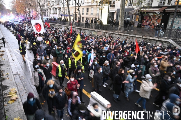 Manifestation contre le projet de loi SECURITE GLOBALE PPL, la marche des libertés du 12 decembre 2020. Demonstration against new security law project against freedom of information.