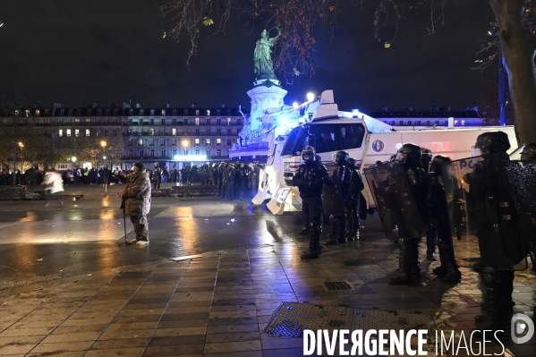 Manifestation contre le projet de loi SECURITE GLOBALE PPL, la marche des libertés du 12 decembre 2020. Demonstration against new security law project against freedom of information.