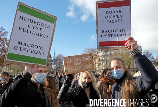 Rassemblement pour la culture place de la Bastille