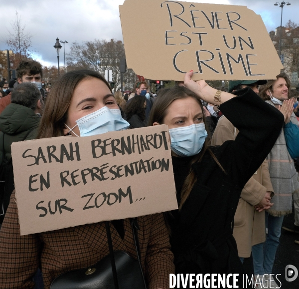 Rassemblement pour la culture place de la Bastille