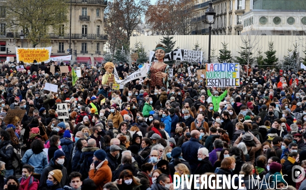 Manifestation du monde de la culture et du spectacle contre la fermeture prolongée des lieux de culture