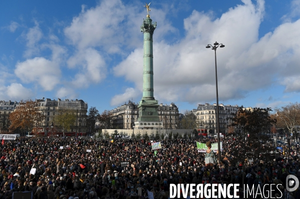 Manifestation du monde de la culture et du spectacle contre la fermeture prolongée des lieux de culture