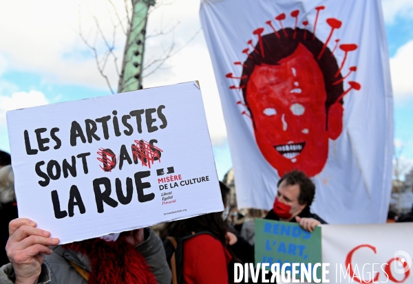 Manifestation du monde de la culture et du spectacle contre la fermeture prolongée des lieux de culture