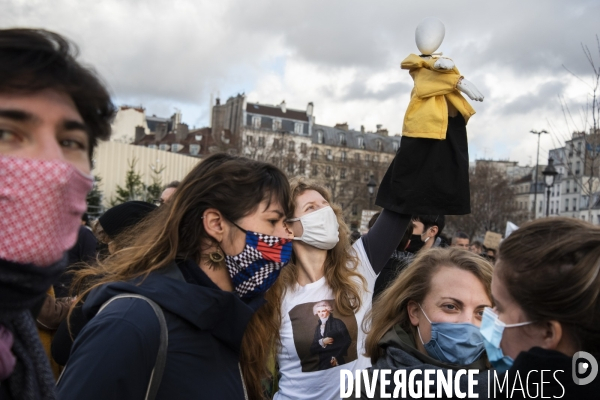 Mobilisation des artistes pour la réouverture des lieux de spectacle