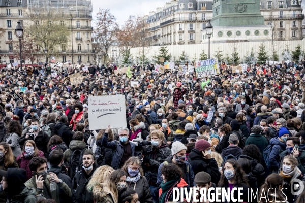 Manifestation contre la fermeture prolongée des lieux de culture 15122020