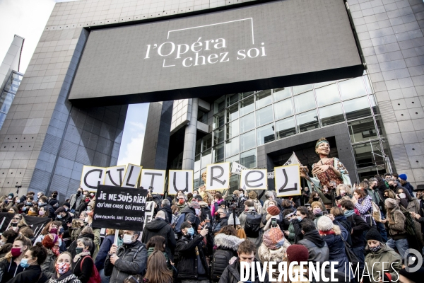 Manifestation contre la fermeture prolongée des lieux de culture 15122020