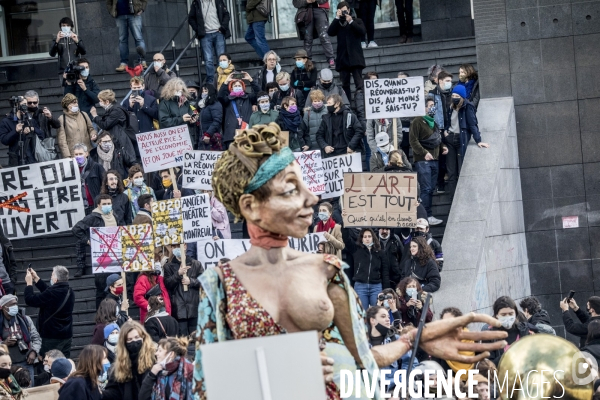 Manifestation contre la fermeture prolongée des lieux de culture 15122020