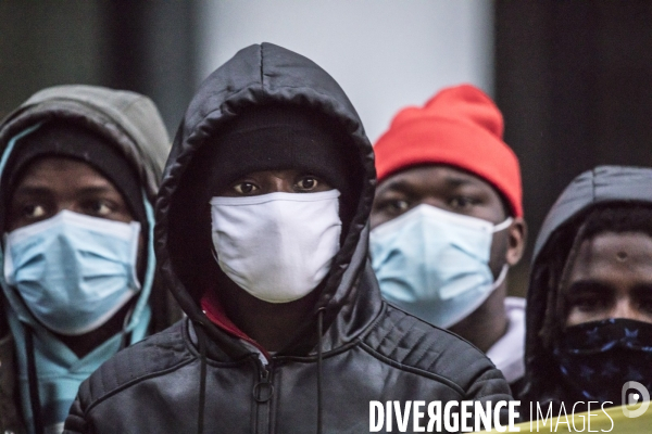 Manifestation de sans-papiers pour réclamer leur régularisation 18122020