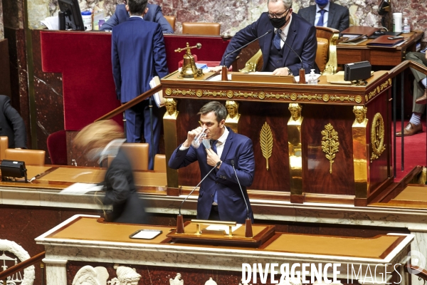 Plan de vaccination , débat à l Assemblée Nationale